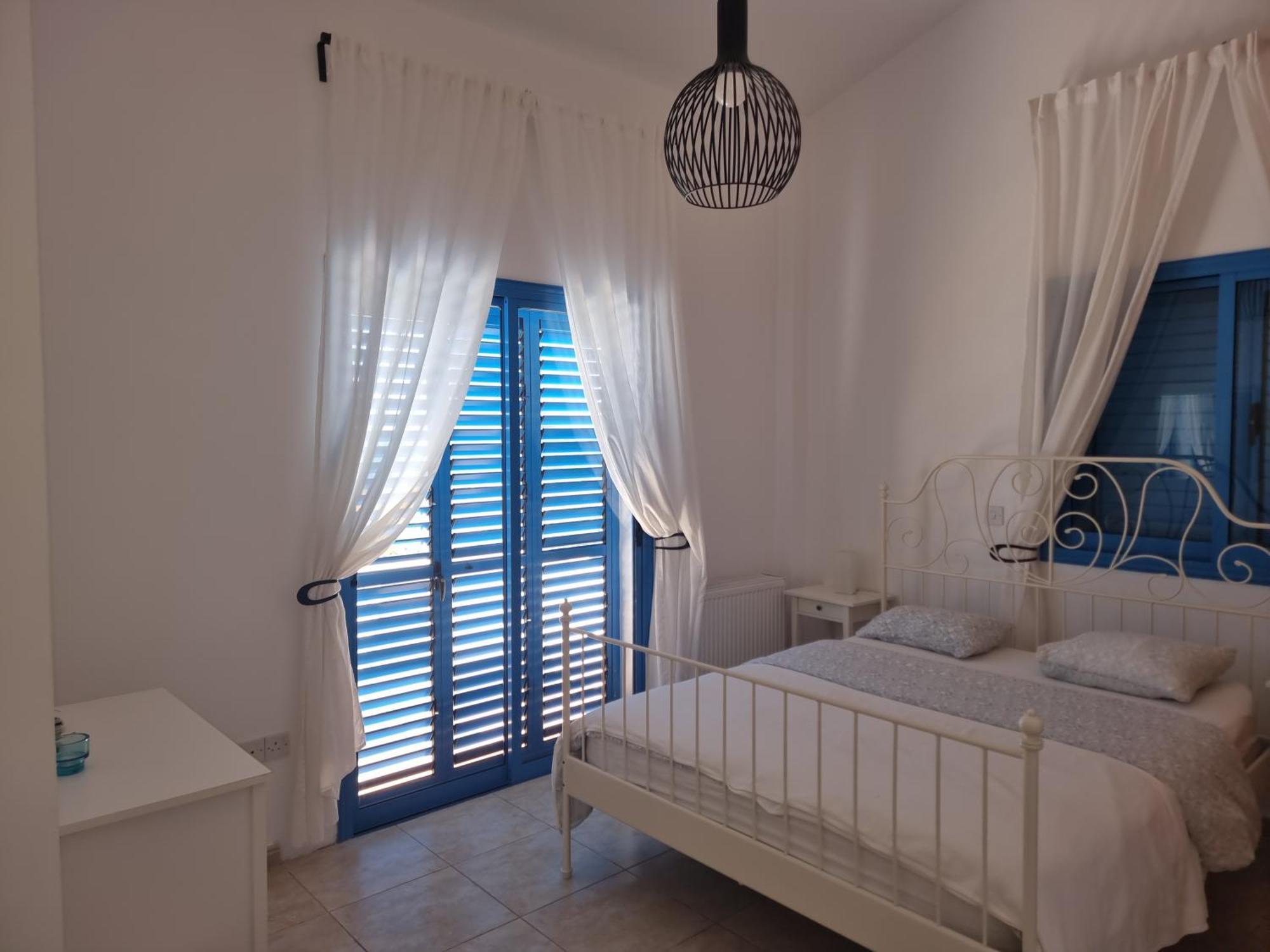 Olive Beach Villa Peyia Exterior photo